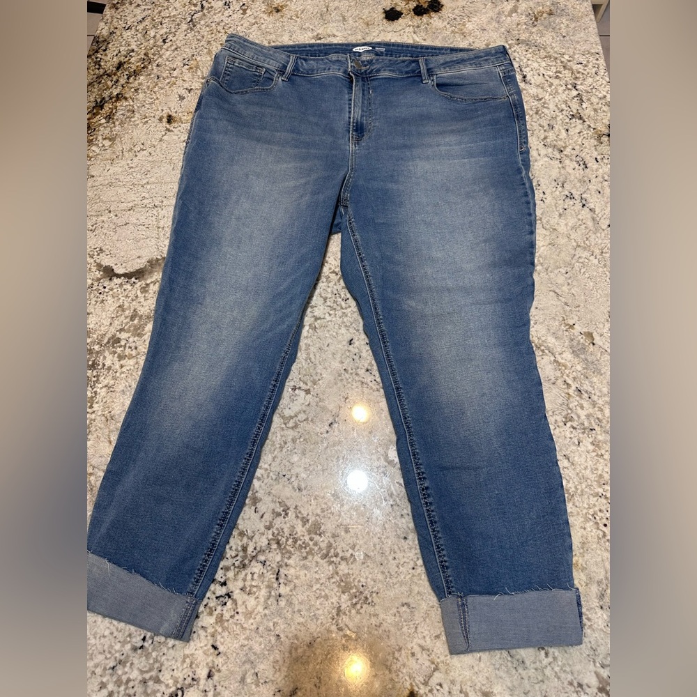 Old Navy Light Blue Denim Ankle Length Rockstar Jeans Size 18